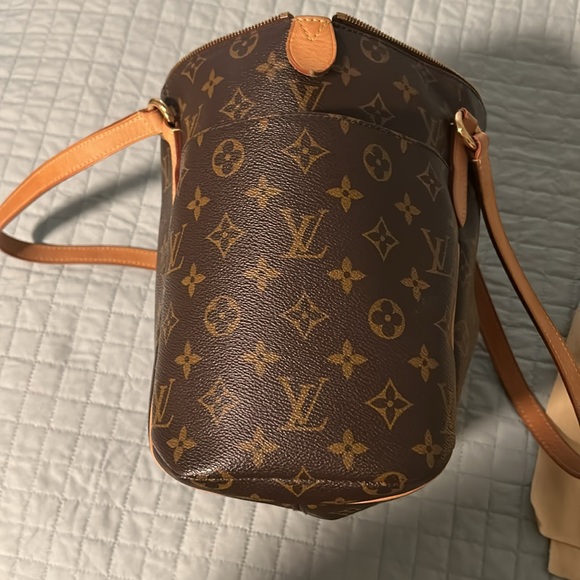 AUTH Louis Vuitton Totally PM Handbag - Picture 15 of 15
